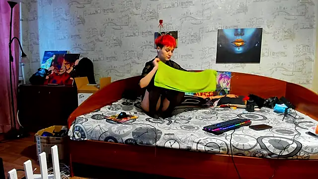 KagamiTayga online show from March 3, 7:25 am