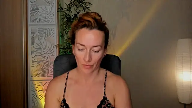 RebeccaMartinez online show from July 6, 11:04 am