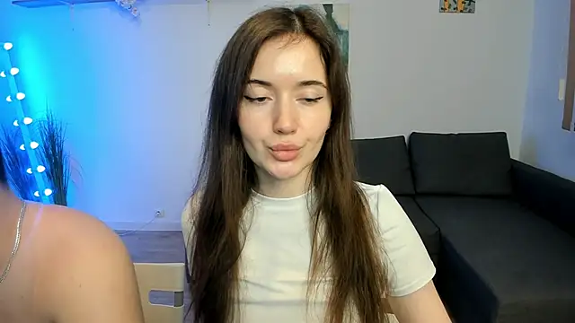 PollyFlame online show from December 13, 9:10 pm