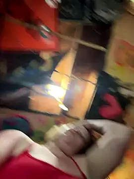 TrashleyRosebud online show from January 12, 3:50 pm