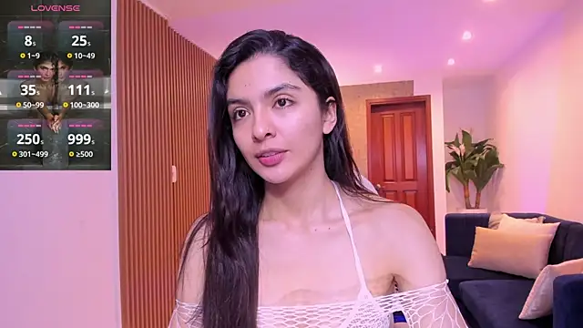 miiaa evans online show from November 17, 11:11 am