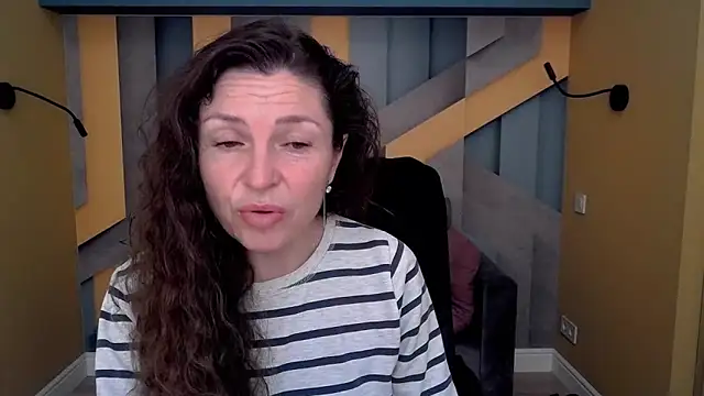 EllaLong online show from November 3, 12:31 pm