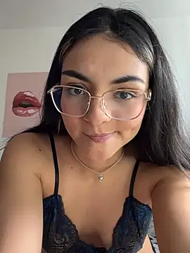 Cat2525 online show from April 8, 7:16 pm