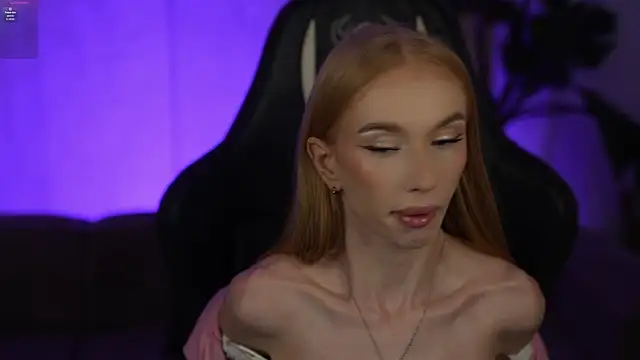 Amelia Blaze online show from November 22, 3:31 am