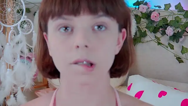 ElisabethDavis online show from July 5, 3:18 pm