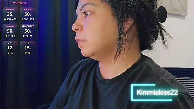 Snapshot of kimmiakiss22 chatting on September 17, 10:19 pm kimmiakiss22 online show from September 17, 10:19 pm