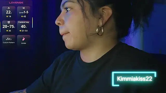 Snapshot of kimmiakiss22 chatting on September 15, 11:45 pm kimmiakiss22 online show from September 15, 11:45 pm