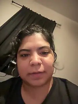 kimmiakiss22 online show from April 13, 5:42 am