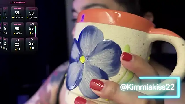 Snapshot of kimmiakiss22 chatting on October 14, 3:42 am kimmiakiss22 online show from October 14, 3:42 am