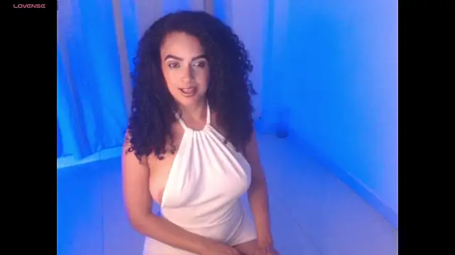 Snapshot of cataleya-miller_ chatting on September 28, 12:17 am cataleya-miller online show from September 28, 12:17 am