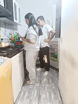 kingofqueenxxx online show from April 7, 1:07 am