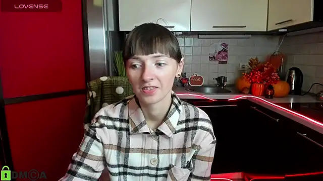 TayanaJons online show from November 11, 8:00 am