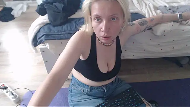 amanda kiss kiss online show from June 6, 5:41 pm