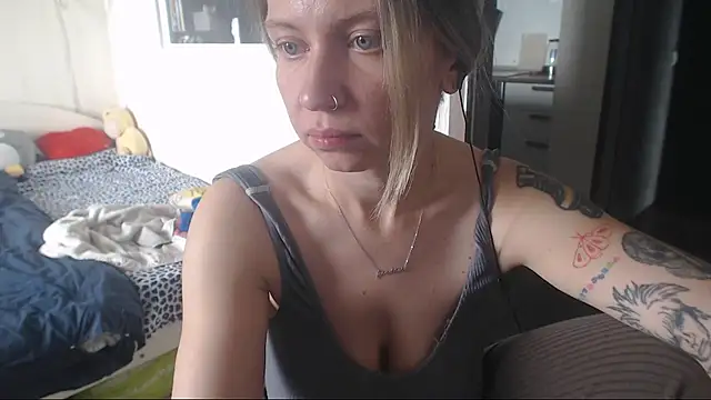 Snapshot of amanda_kiss_kiss chatting on September 18, 11:53 am amanda kiss kiss online show from September 18, 11:53 am