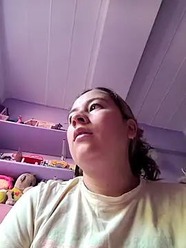 selena gomez2 online show from February 5, 2:31 pm