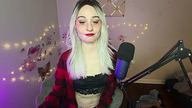 Starr1123 online show from February 13, 3:30 am