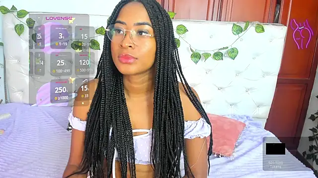 Snapshot of Andrea_Williams24 chatting on September 22, 12:47 pm Andrea Williams24 online show from September 22, 12:47 pm