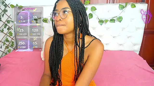 Snapshot of Andrea_Williams24 chatting on October 13, 1:36 pm Andrea Williams24 online show from October 13, 1:36 pm