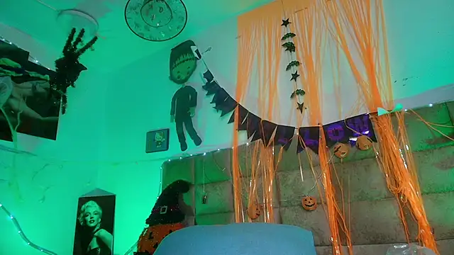  sex mia online show from October 17, 7:39 pm