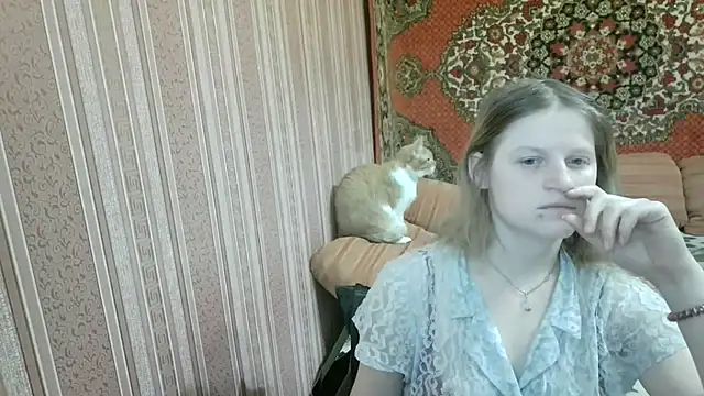 Kathlyn  Heath online show from February 12, 6:31 pm