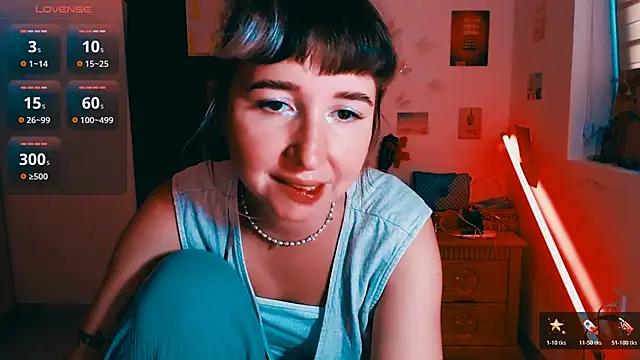 Cosmo Riri online show from May 3, 4:38 am