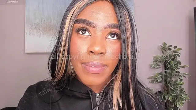 peachbrii online show from November 15, 1:34 pm