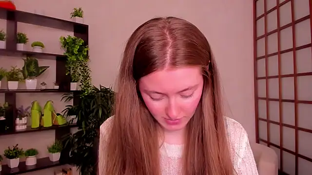 Snapshot of KateCuddle chatting on September 19, 3:05 am KateCuddle online show from September 19, 3:05 am