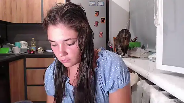 Snapshot of delightful_sofi chatting on September 13, 6:05 pm delightful sofi online show from September 13, 6:05 pm