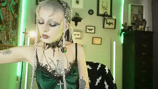 insania 9999  online show from February 13, 4:41 pm