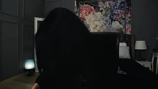 DomMelissaW online show from November 17, 9:59 pm