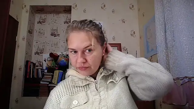 Snapshot of dream_alexa chatting on October 5, 4:28 am dream alexa online show from October 5, 4:28 am