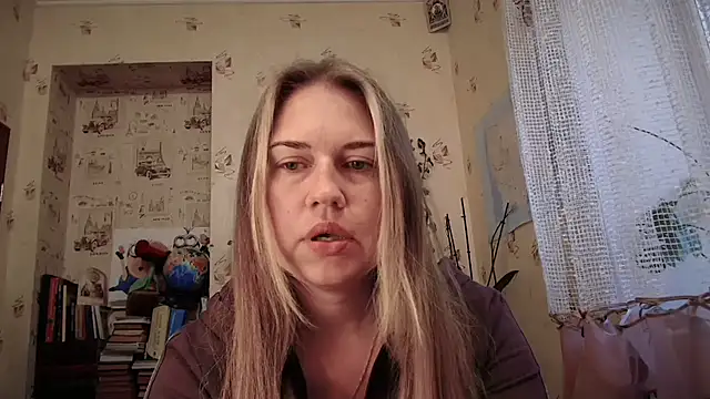 Snapshot of dream_alexa chatting on September 12, 3:52 pm dream alexa online show from September 12, 3:52 pm