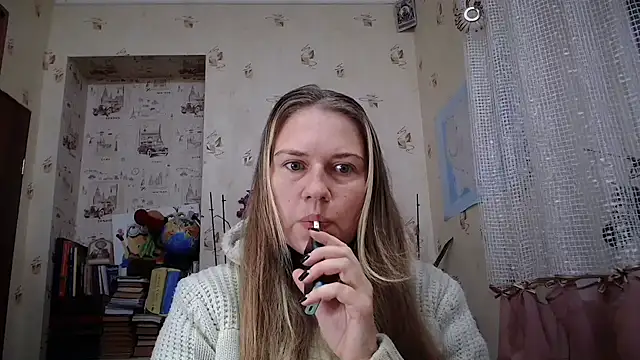 Snapshot of dream_alexa chatting on October 10, 2:49 am dream alexa online show from October 10, 2:49 am