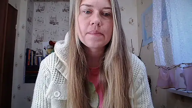 Snapshot of dream_alexa chatting on September 27, 4:41 am dream alexa online show from September 27, 4:41 am