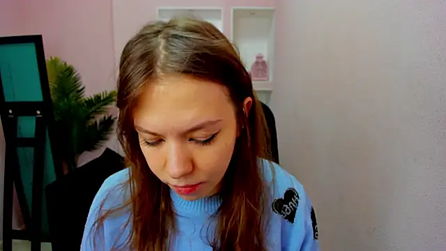 Persephoni online show from October 10, 10:31 am