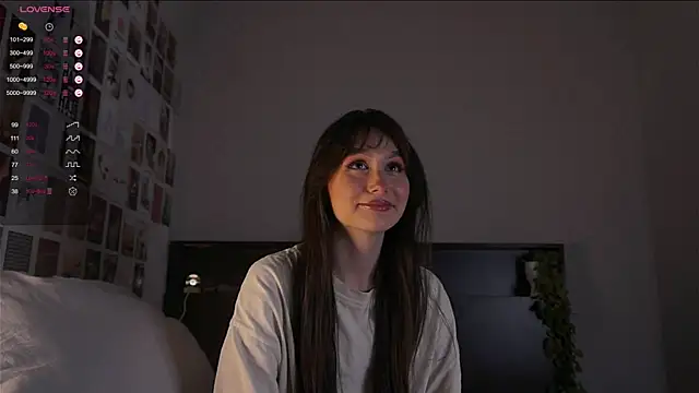 itssophiie online show from October 3, 8:03 pm