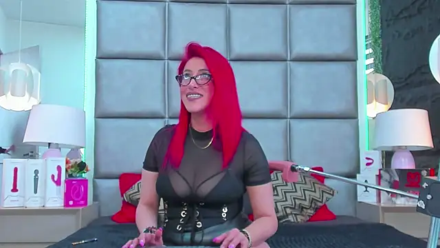 Snapshot of AllissaBrowm chatting on September 26, 6:16 pm AllissaBrowm online show from September 26, 6:16 pm