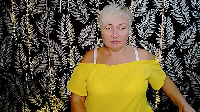 Snapshot of Olivia_playful chatting on October 14, 12:08 pm Olivia playful online show from October 14, 12:08 pm