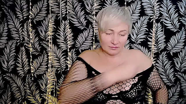 Snapshot of Olivia_playful chatting on September 18, 11:31 am Olivia playful online show from September 18, 11:31 am