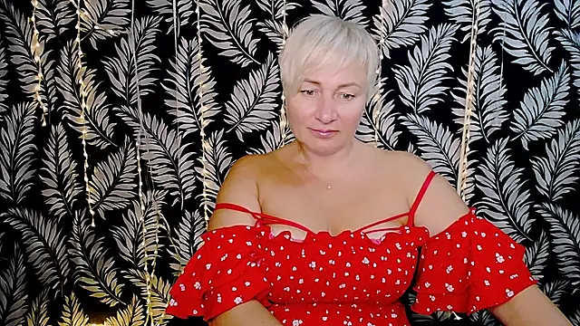 Snapshot of Olivia_playful chatting on October 12, 11:56 am Olivia playful online show from October 12, 11:56 am