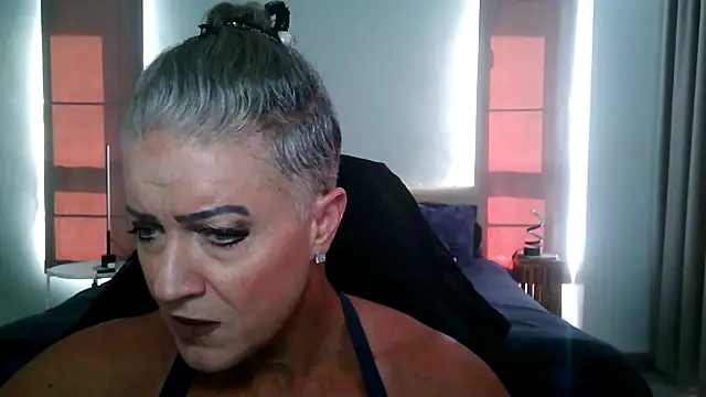 Devon2020 online show from January 13, 8:40 am