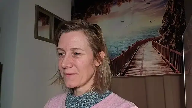 Lola Belgium online show from April 13, 5:14 pm