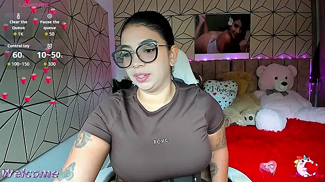 Snapshot of vane_lopez_ chatting on September 22, 5:33 pm vane lopez online show from September 22, 5:33 pm