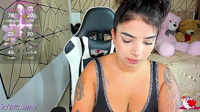 Snapshot of vane_lopez_ chatting on September 10, 5:02 pm vane lopez online show from September 10, 5:02 pm