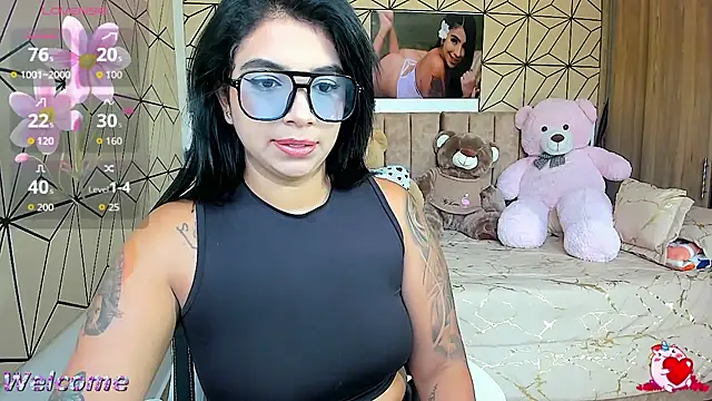 Snapshot of vane_lopez_ chatting on September 15, 5:31 pm vane lopez online show from September 15, 5:31 pm