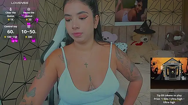 Snapshot of vane_lopez_ chatting on October 18, 6:21 pm vane lopez online show from October 18, 6:21 pm