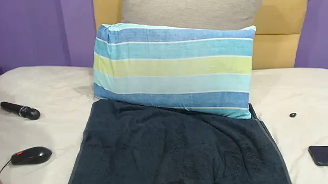 PeachAss4UU online show from November 5, 10:09 am