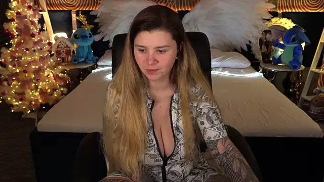 AmellyMilly online show from January 11, 2:11 pm