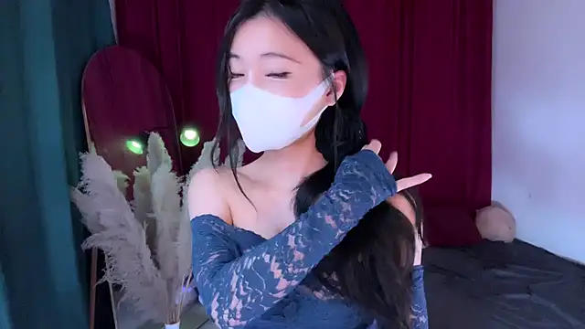 NavyBlue   online show from November 10, 6:03 pm