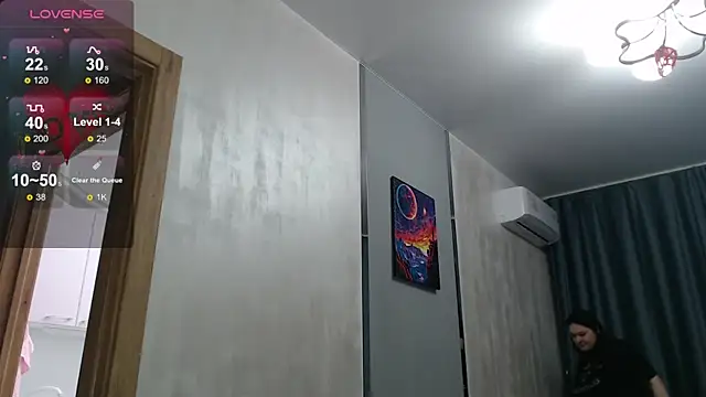 Stacy Davice online show from October 2, 8:25 pm